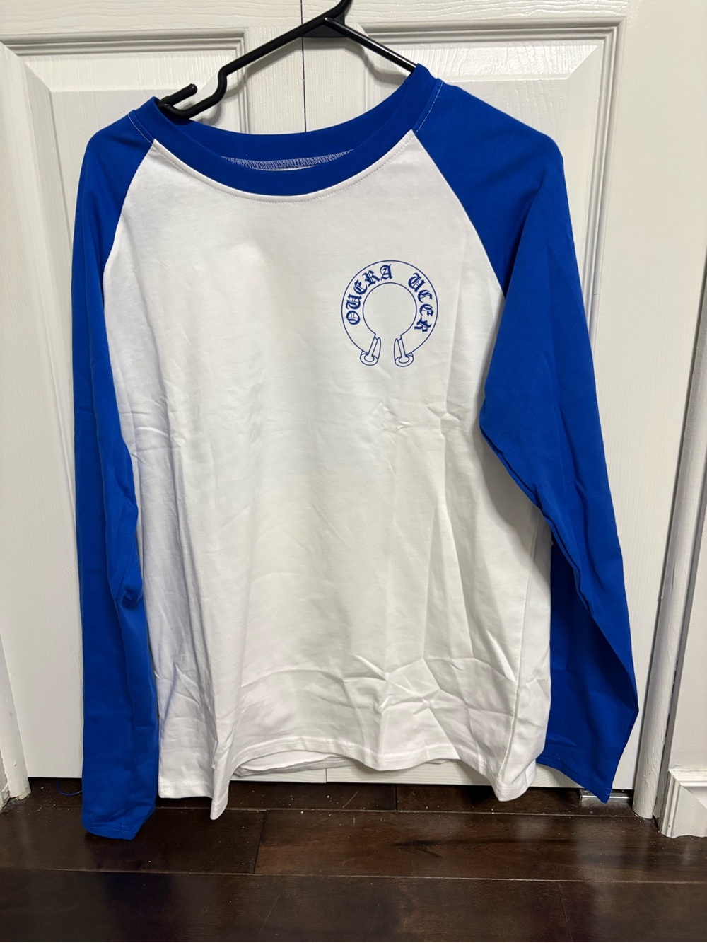 Chrome hearts & White Raglan Long-Sleeve Tee with Horseshoe Graphic